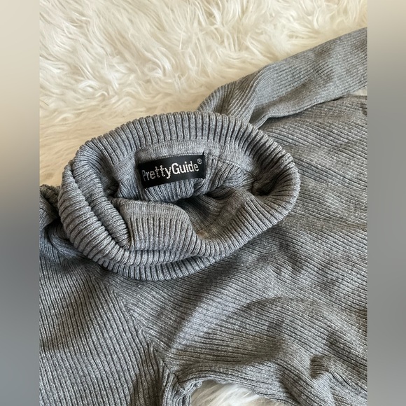 Grey sweater dress - Picture 4 of 4